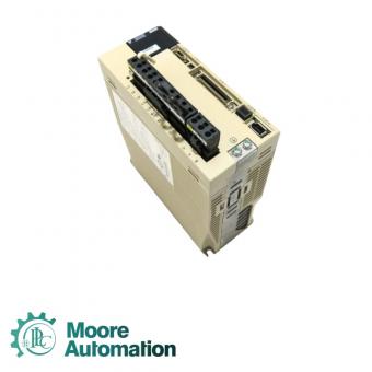 YASKAWA   SGDV-5R5A01A002000  AC Servo Drive